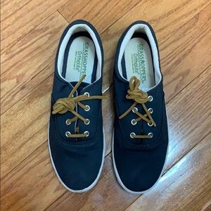 Navy Canvas Sneaker w/ Brown Laces 8M
